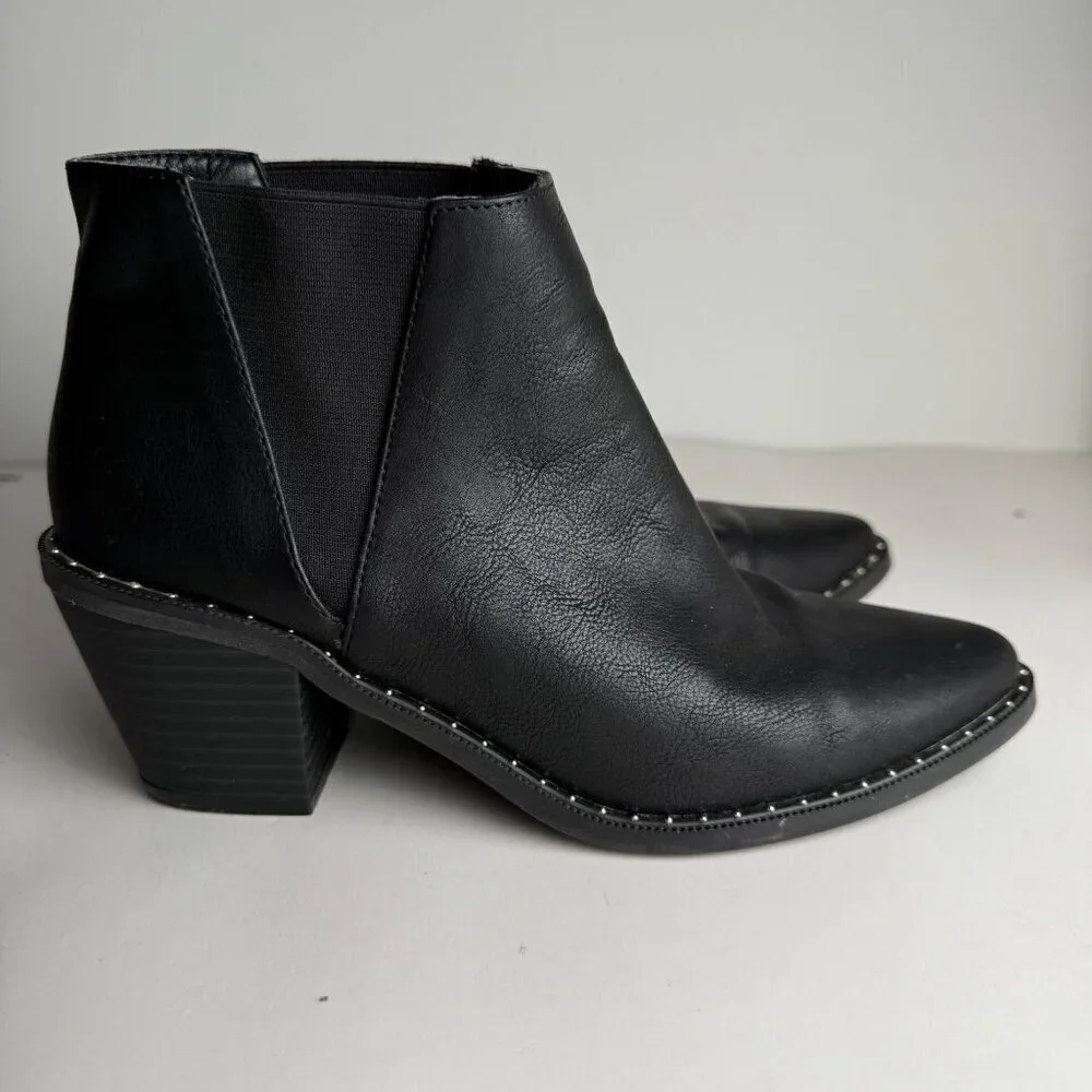 Universal Thread Target Pointed Toe Faux Leather Boots Studded Size 7 Western